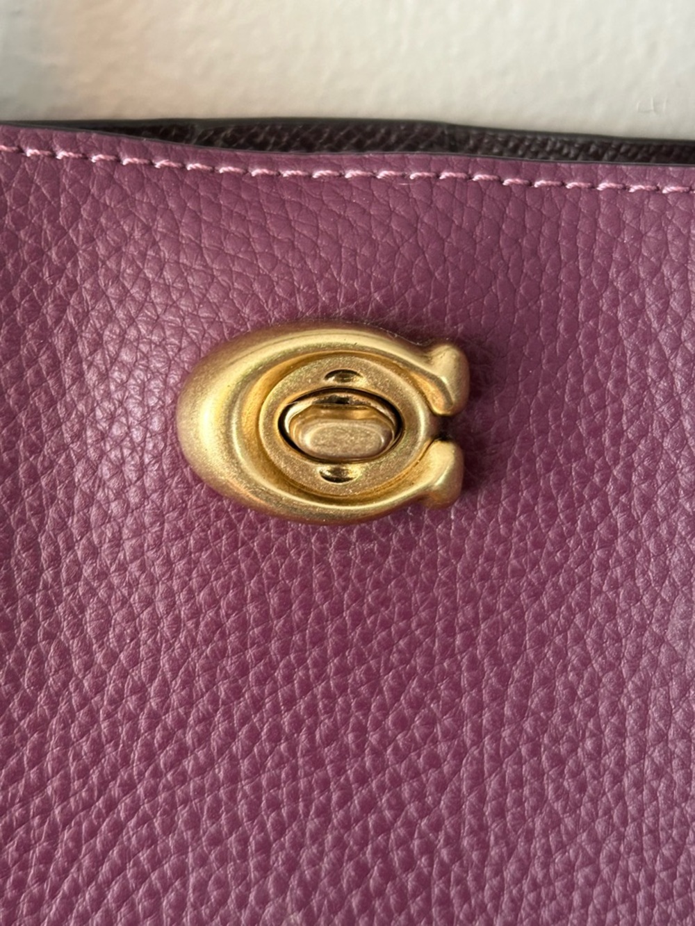 Coach C8561 Deep Berry Colorblock Pebbled Leather Willow Tote 24 - Picture 5 of 12
